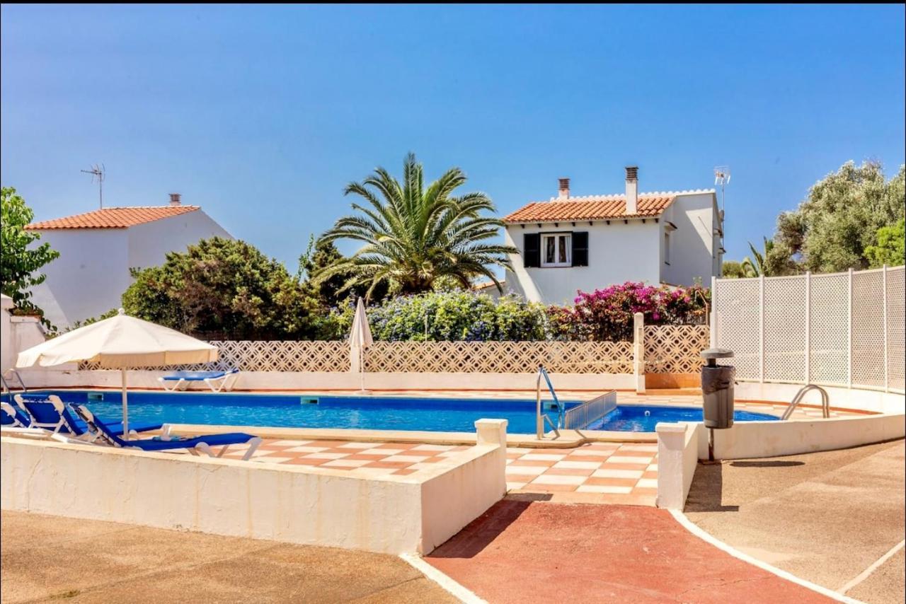 Bonito Apartamento Con Terraza, Jardin Y Piscina Cala'N Bosch  Exterior photo